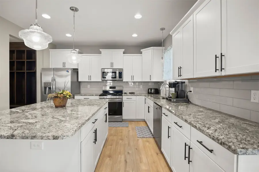 905 Spruce Street, Waukee, IA 50263 - Image #2