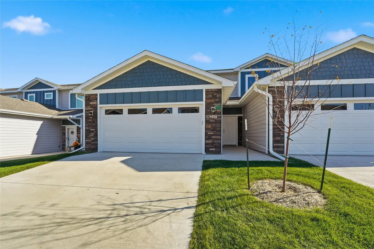 217 NW Waverly Drive, Waukee, IA 50263 - Image #1