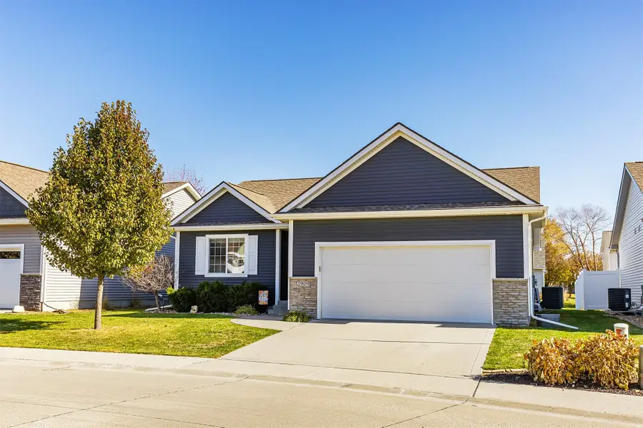 2909 SW Country Lane, Ankeny, IA 50023 - Image #2