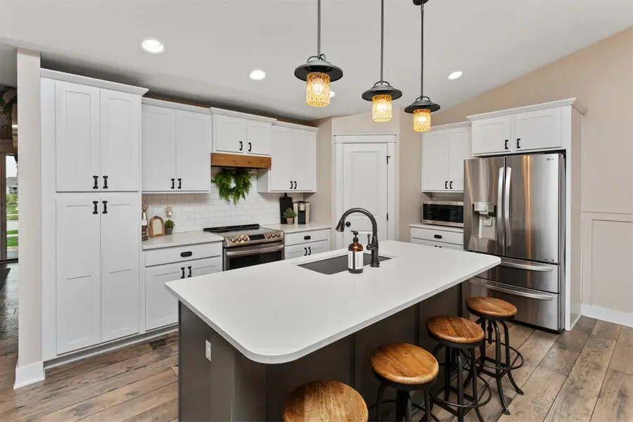 1220 34th Street Se, Altoona, IA 50009 - Image #2