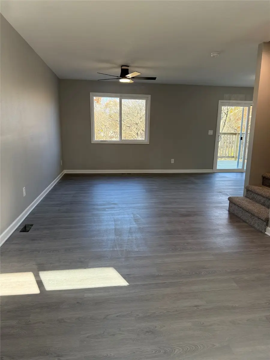 342 E Pleasant View Drive, Des Moines, IA 50315 - Image #2