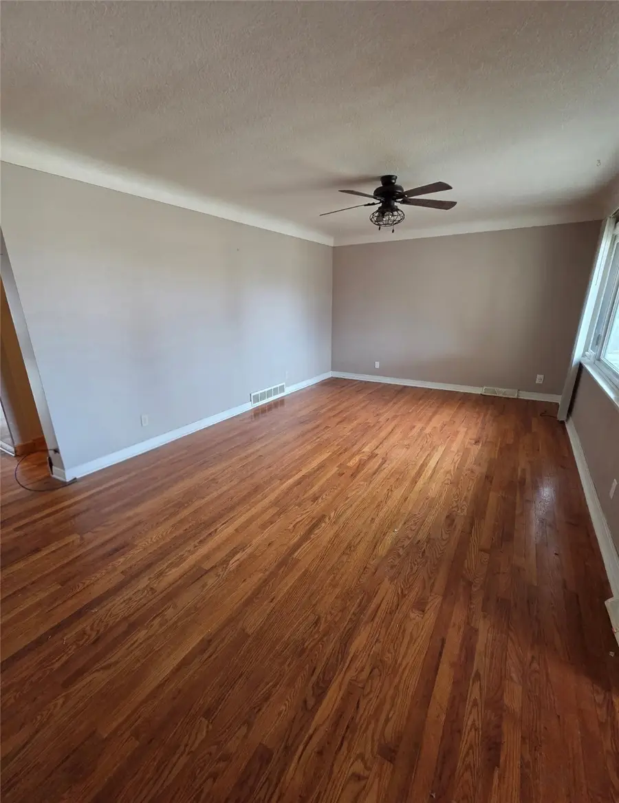 3838 Valdez Drive, Des Moines, IA 50310 - Image #3