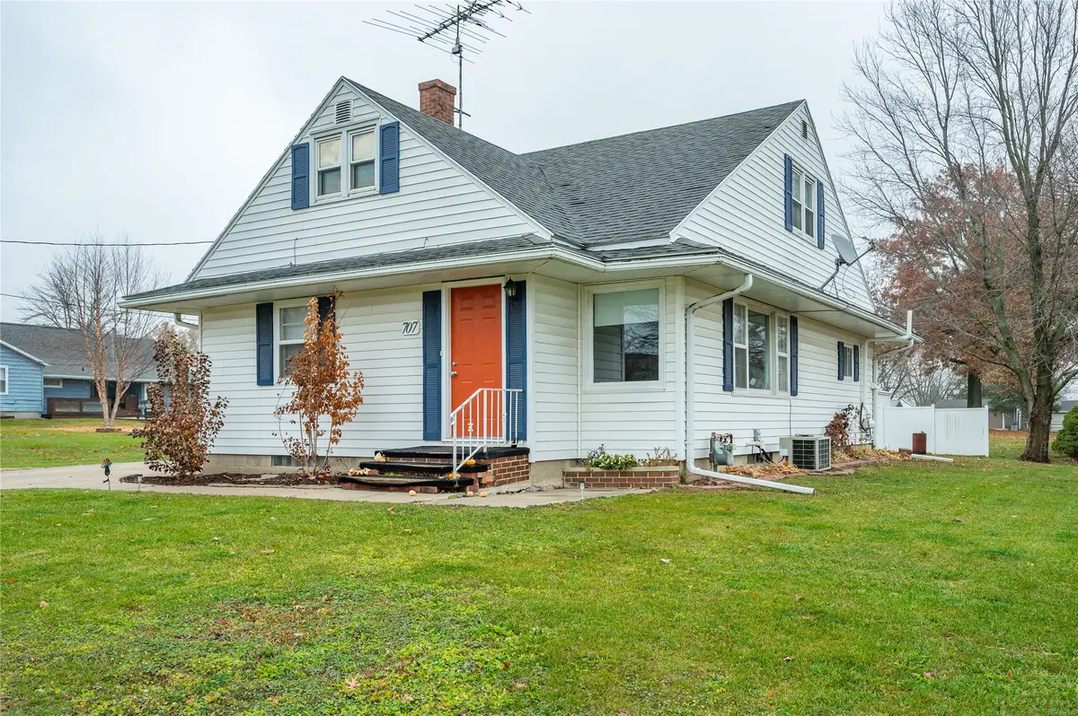 707 Butler Street, Ackley, IA 50601 - Image #1