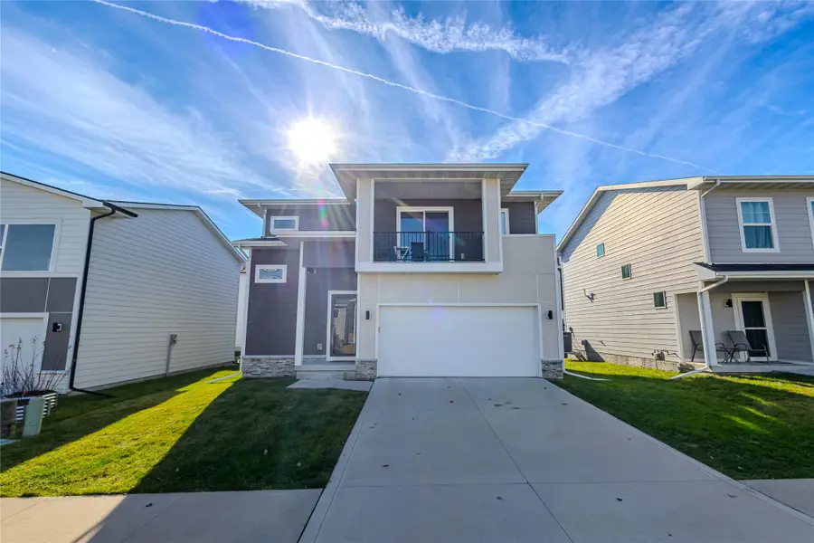 17118 Blue Sage Lane, Urbandale, IA 50323 - Image #2