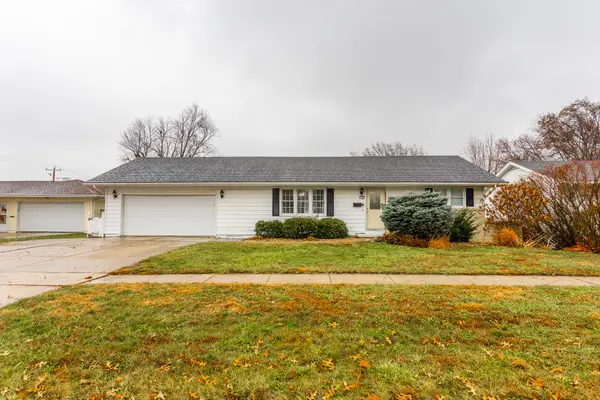 1704 S 3rd Avenue, Marshalltown, IA 50158