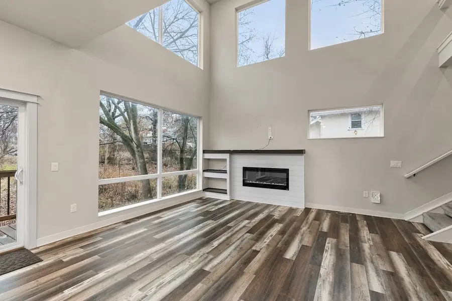 1601 32nd Street, Des Moines, IA 50311 - Image #2