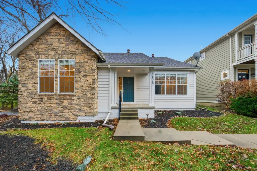 16387 Boston Commons Circle, Clive, IA 50325 - Image #1