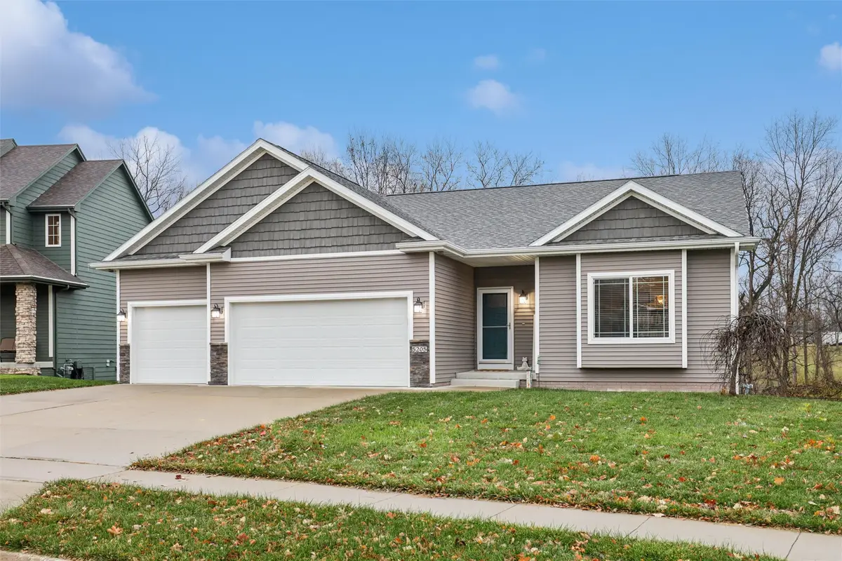 5205 SE 27th Street, Des Moines, IA 50320 - Image #1