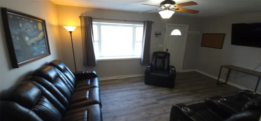 4140 68th Street, Urbandale, IA 50322 - Image #2