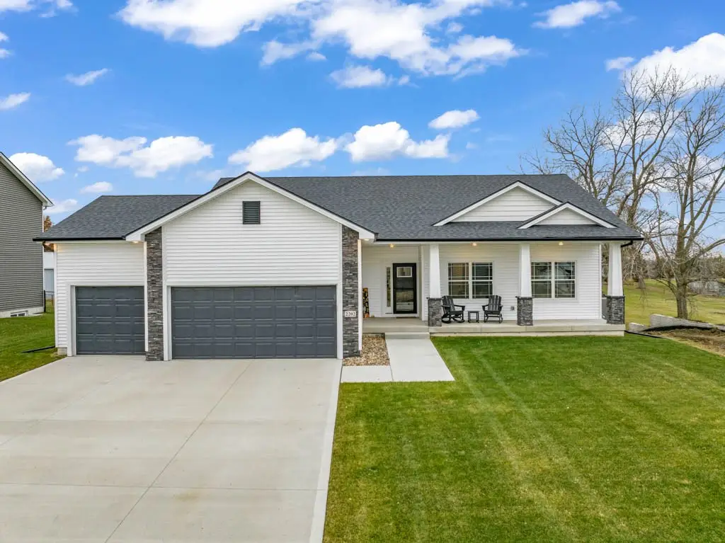 2202 Ash Tree Drive, Winterset, IA 50273 - Image #1
