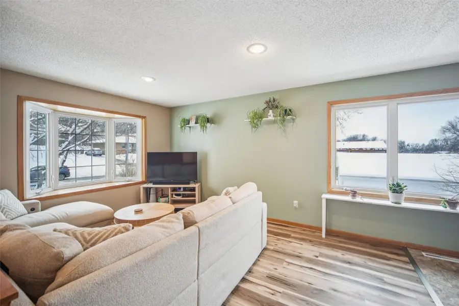 4398 Lexington Drive, Pleasant Hill, IA 50327 - Image #3