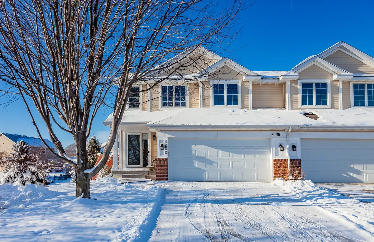 4200 152nd Street, Urbandale, IA 50323 - #1