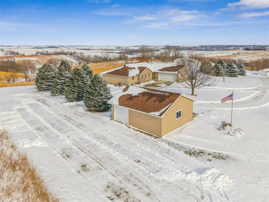 2095 Highway 44 Highway, Guthrie Center, IA 50115 - Image #2
