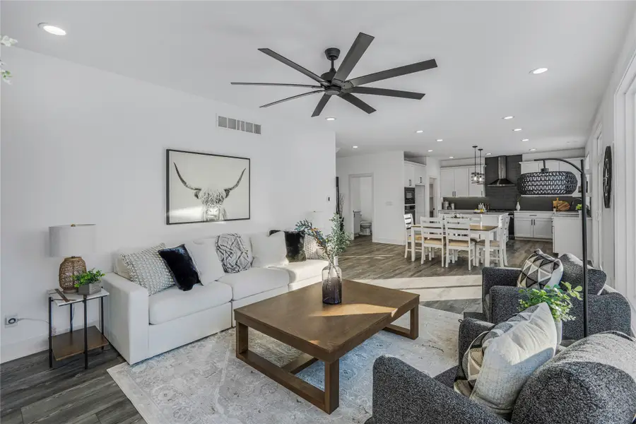 4500 NW 167th Street, Clive, IA 50325 - Image #2