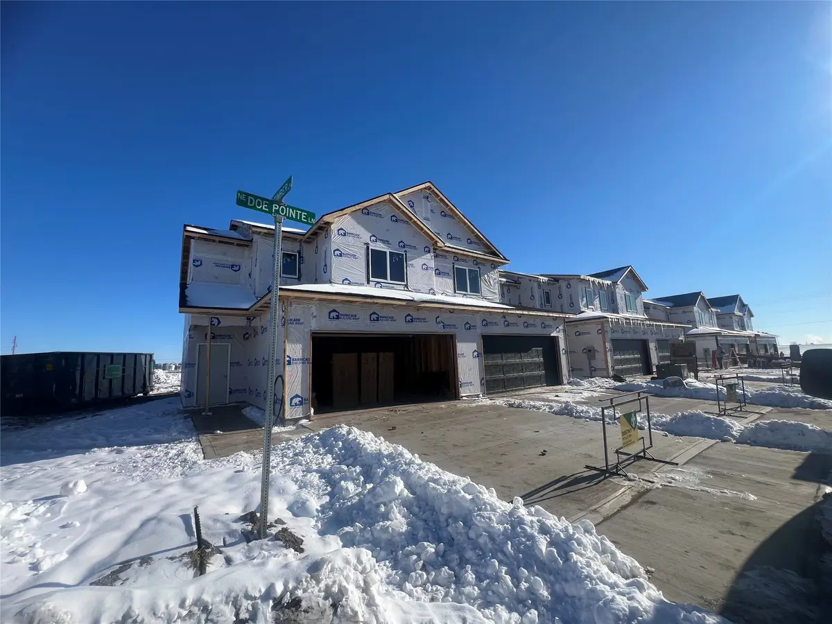 213 NE Doe Pointe Lane, Ankeny, IA 50021 - Image #1