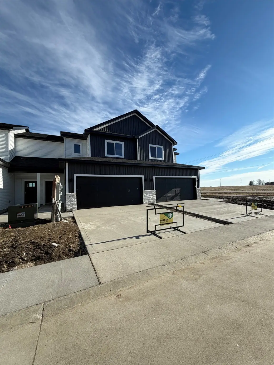 107 NE Doe Pointe Lane, Ankeny, IA 50021 - Image #1