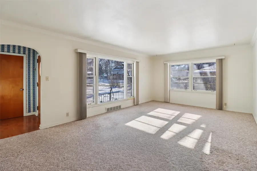 3100 64th Street, Urbandale, IA 50322 - Image #2