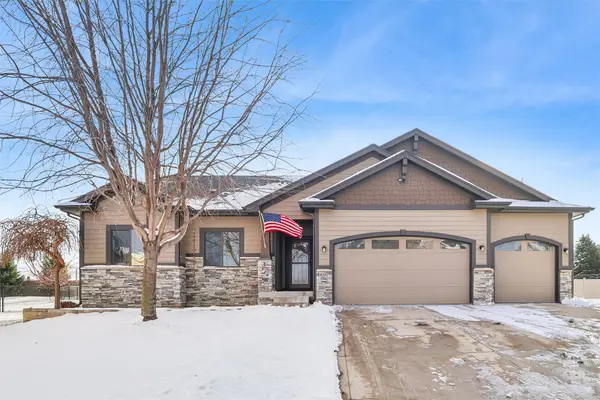 8202 Sky View Circle, West Des Moines, IA 50266