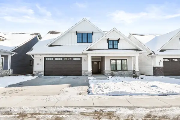 505 Vintage Lane, Pella, IA 50219