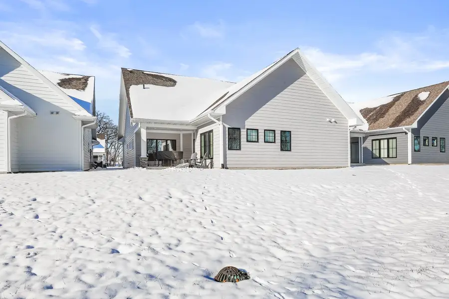 505 Vintage Lane, Pella, IA 50219 - Image #2