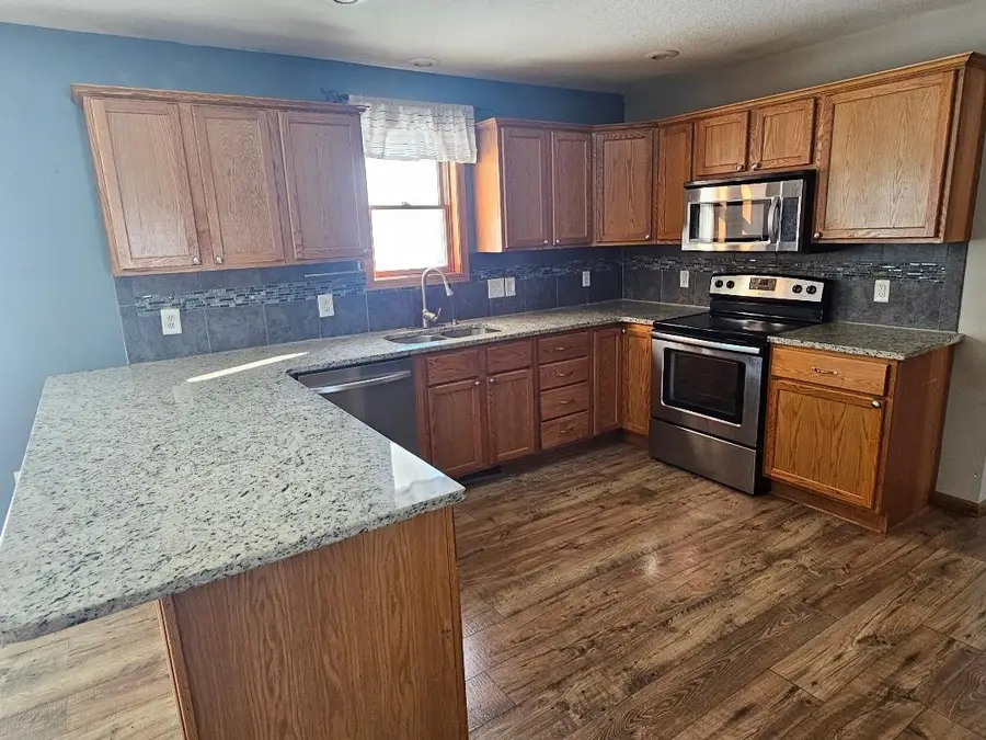 562 40th Avenue, Pleasantville, IA 50225 - Image #2