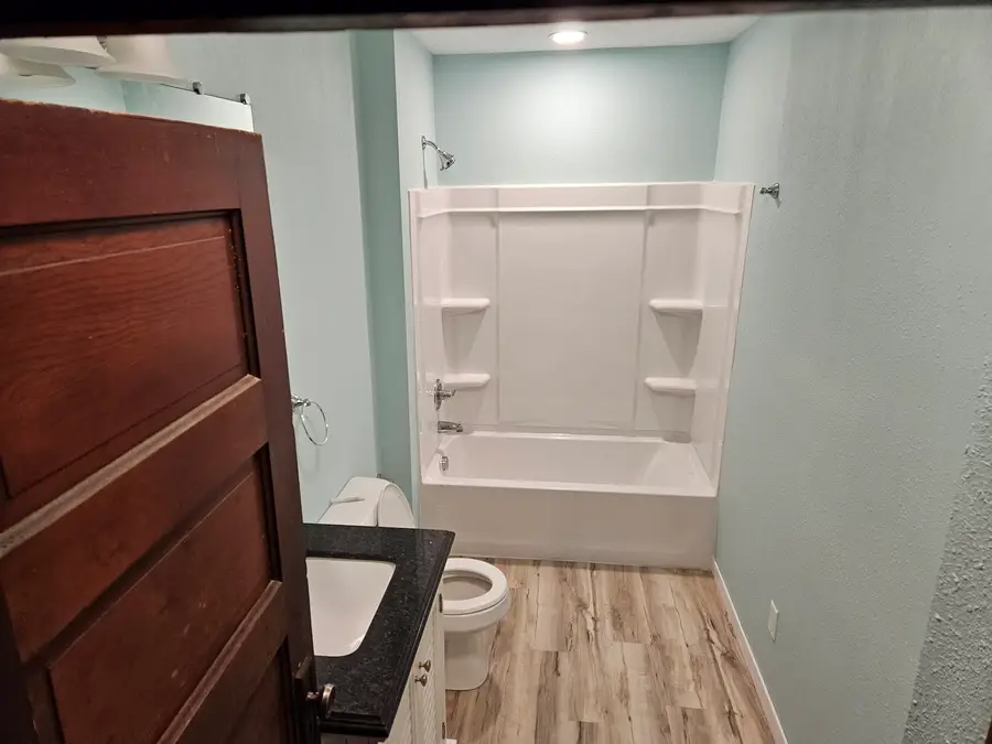 1319 E 37th Street, Des Moines, IA 50317 - Image #3