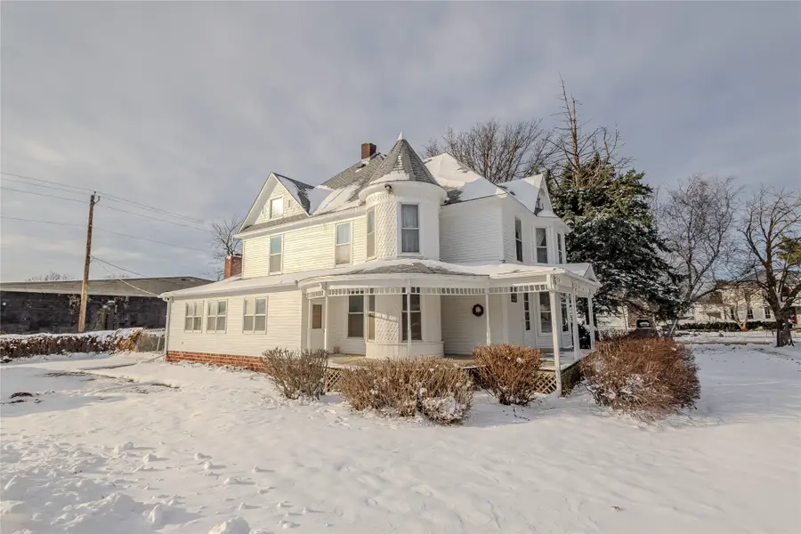 616 W Washington Street, Monroe, IA 50170 - Image #2