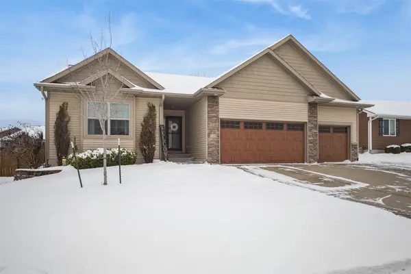 2400 NE 8th Street, Grimes, IA 50111