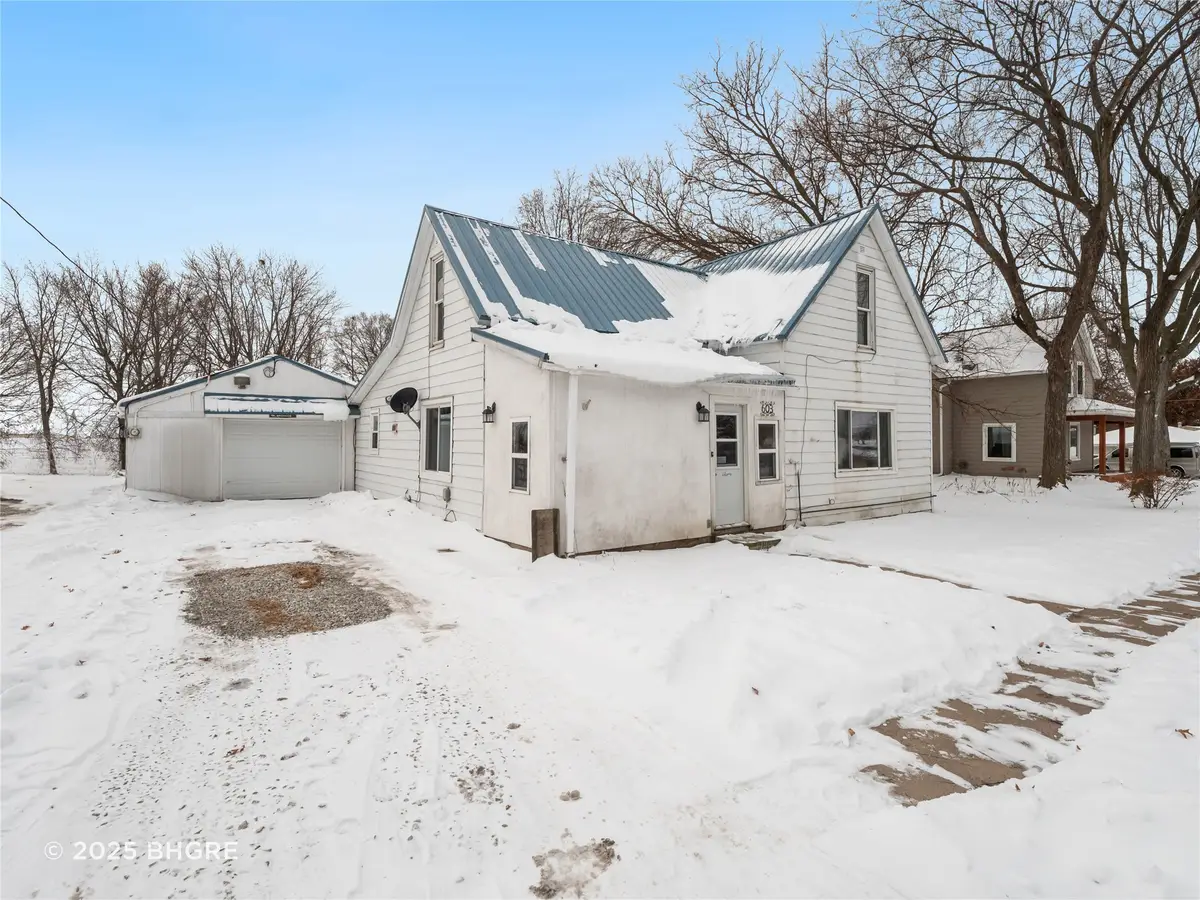 603 E Dewitt Street, Pleasantville, IA 50225 - Image #1