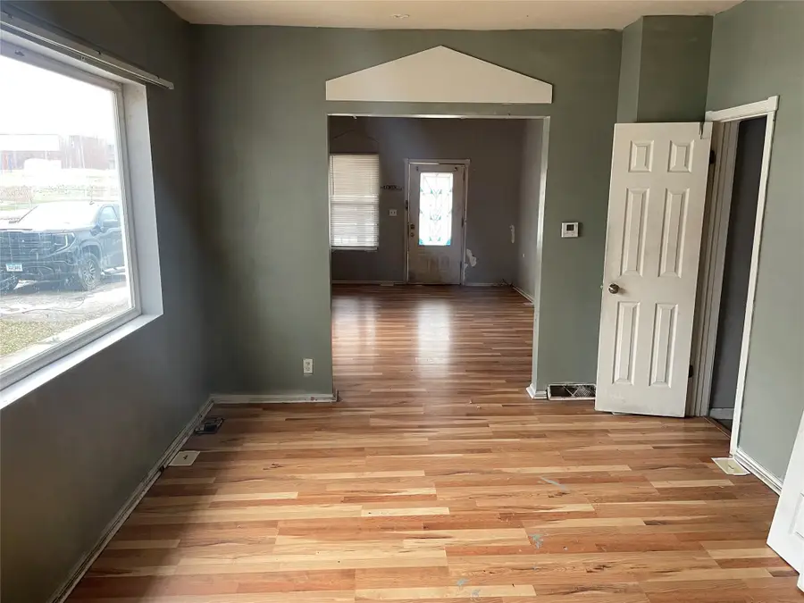 1443 17th Street, Des Moines, IA 50314 - Image #2