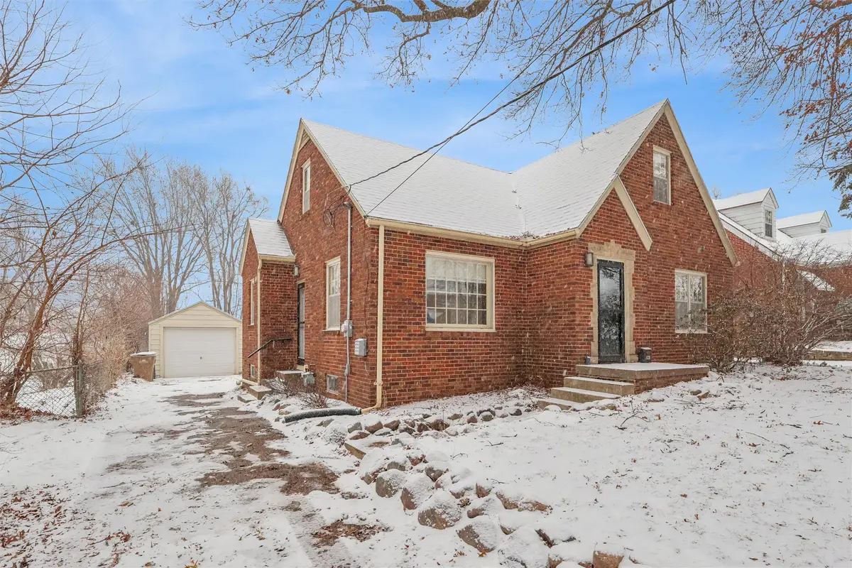 829 7th Street, West Des Moines, IA 50265 - Image #1
