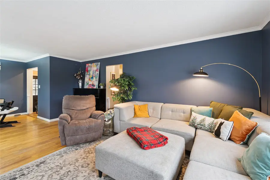 2816 Giles Street, West Des Moines, IA 50265 - Image #3