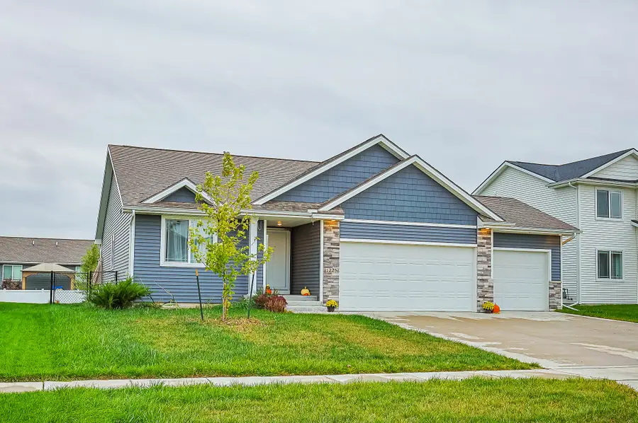 1225 Cedar Street, Waukee, IA 50263 - Image #2