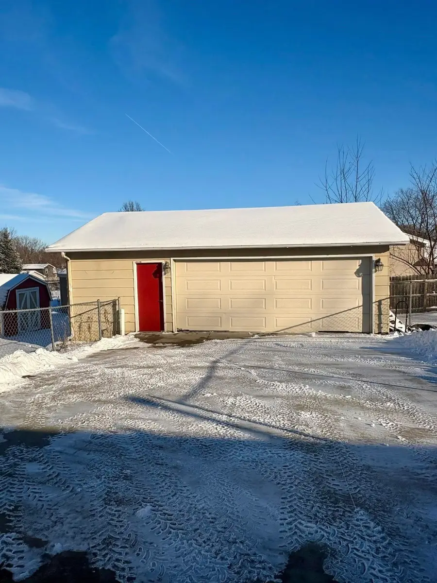 605 12th Avenue Nw, Altoona, IA 50009 - Image #2