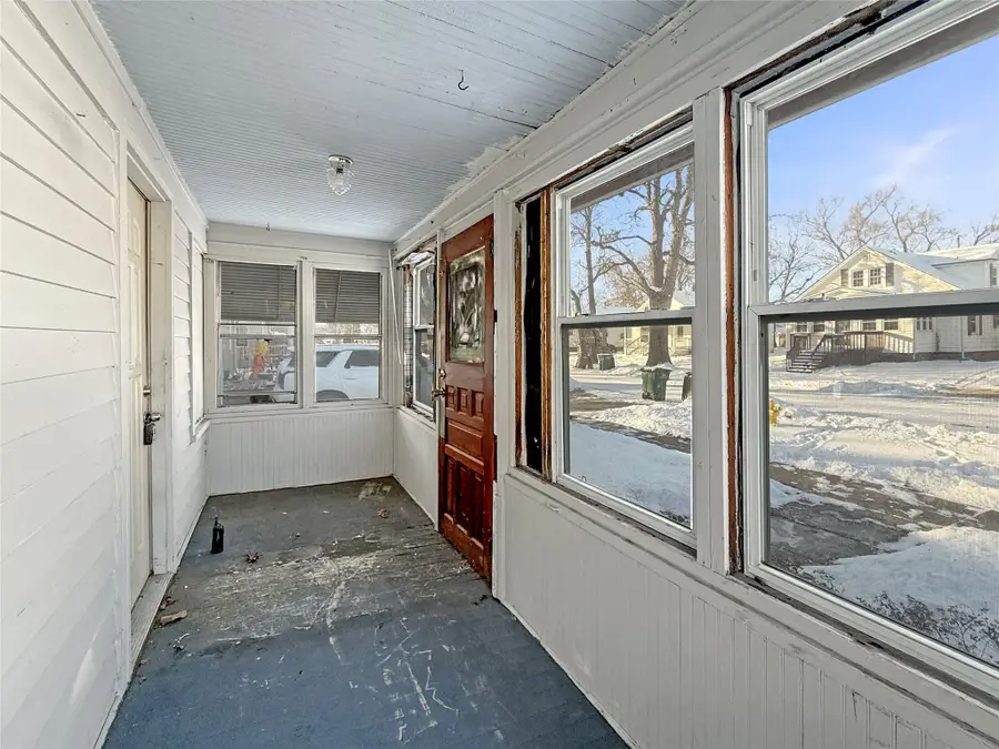 425 2nd Street, West Des Moines, IA 50265 - Image #2