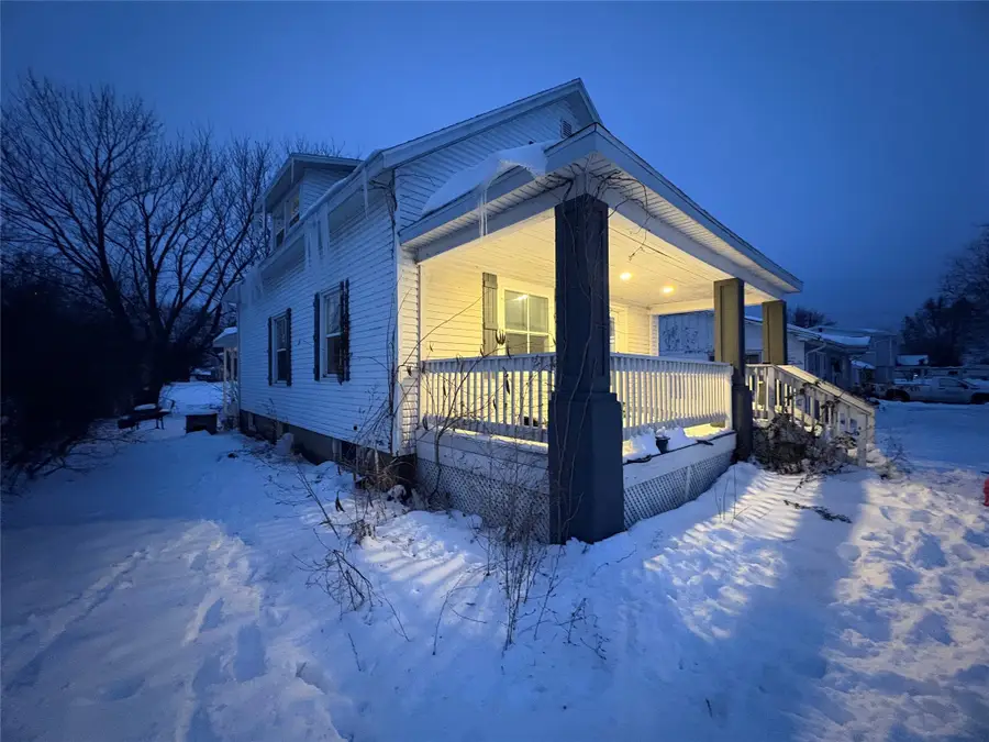 913 Moore Street, Stratford, IA 50249 - Image #2