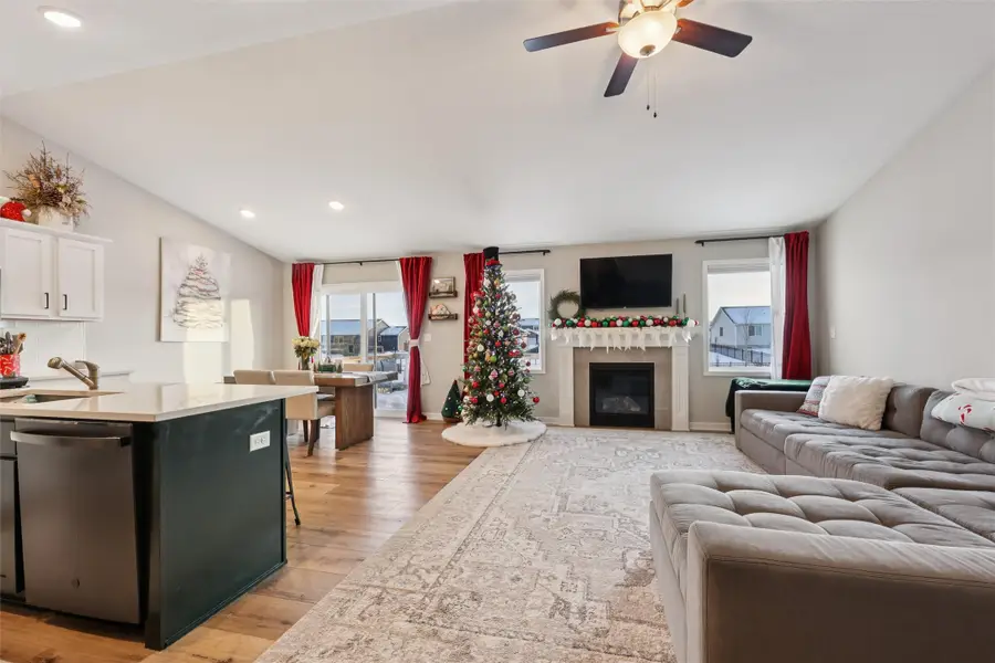 421 Wicker Drive, Huxley, IA 50124 - #3