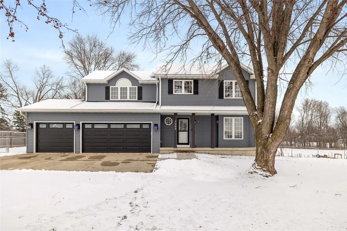 7086 SE 29th Avenue, Pleasant Hill, IA 50327 - Image #1