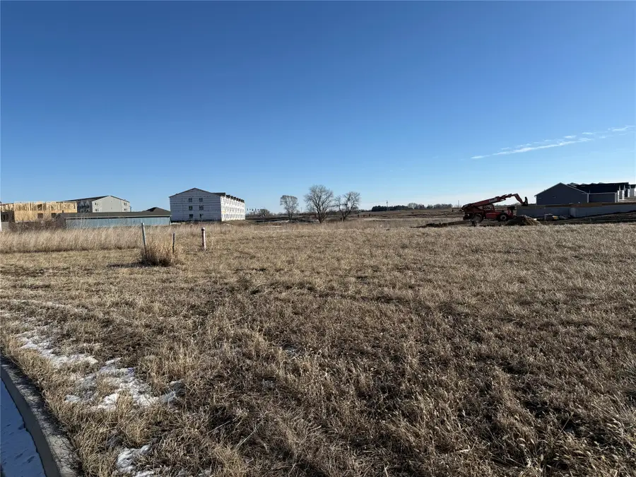 1180 Prairie Village Court, Waukee, IA 50263 - Image #2