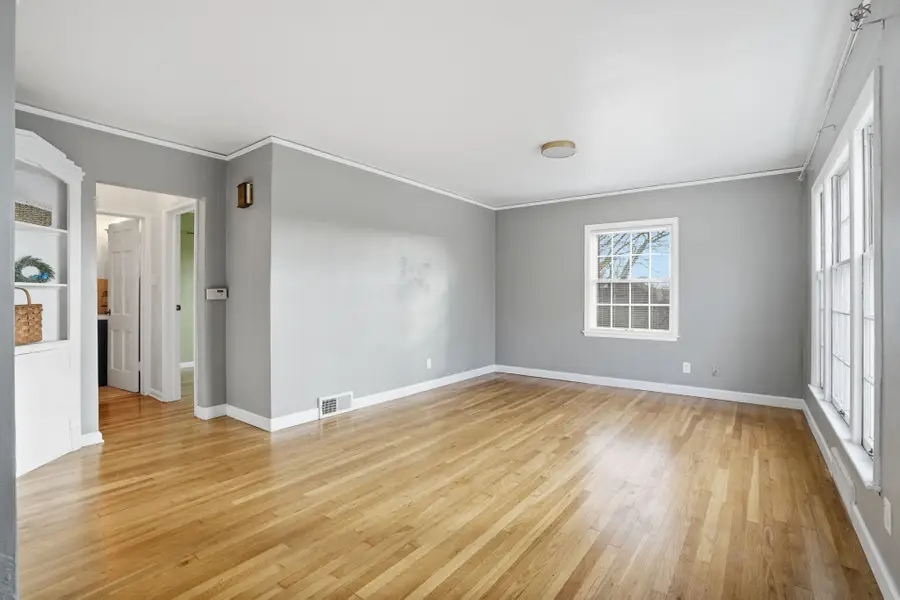 303 Virginia Avenue, Des Moines, IA 50315 - #3