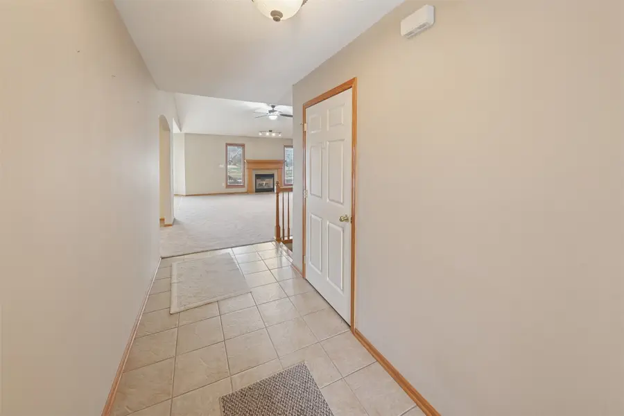 1820 3rd Avenue Se, Altoona, IA 50009 - Image #2