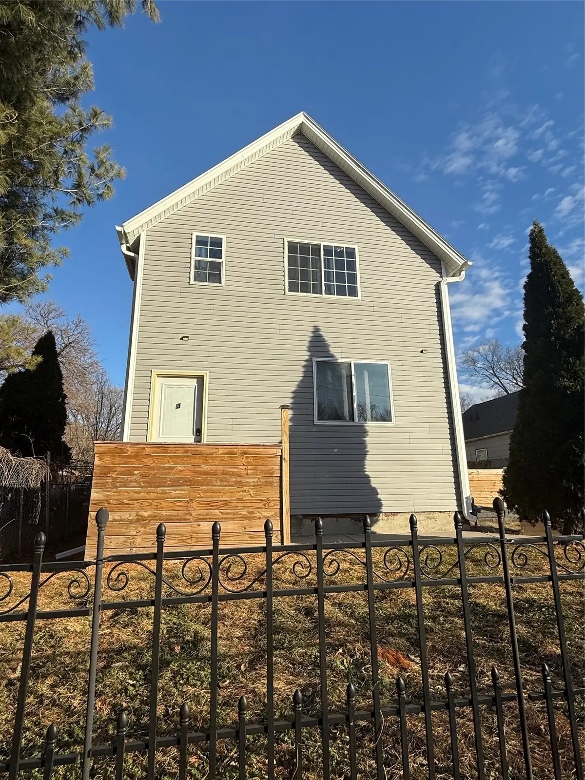 1349 E 12 Street, Des Moines, IA 50316 - #1