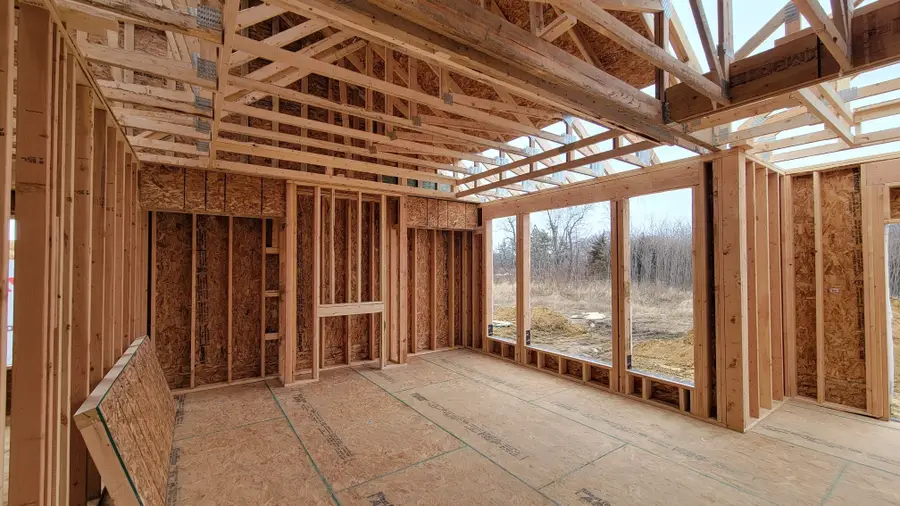 1939 E Autumn Trail Circle, Polk City, IA 50226 - Image #2