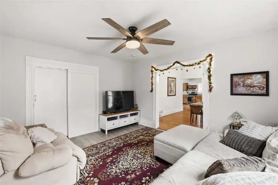 1369 York Street, Des Moines, IA 50316 - #3