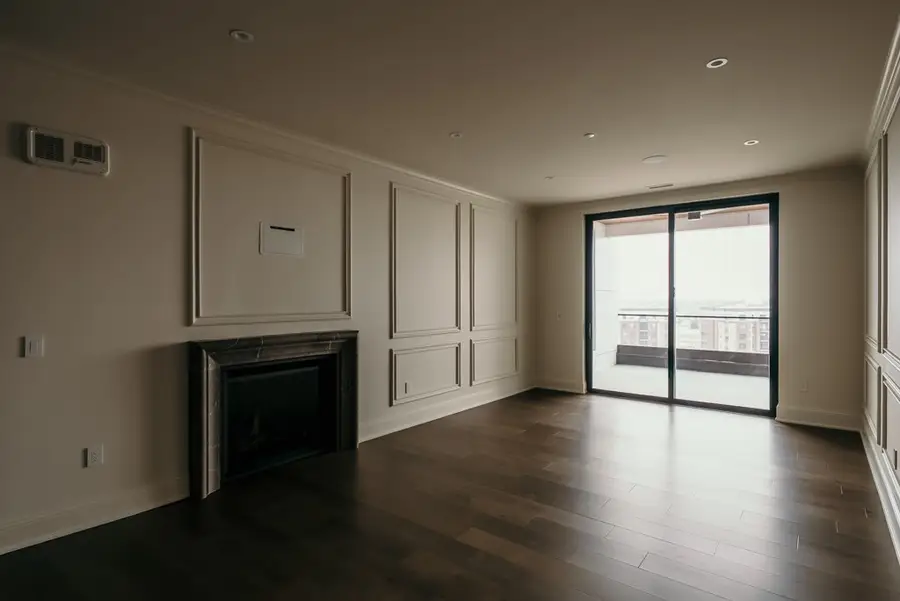 595 S 60th Street #303, West Des Moines, IA 50266 - Image #2