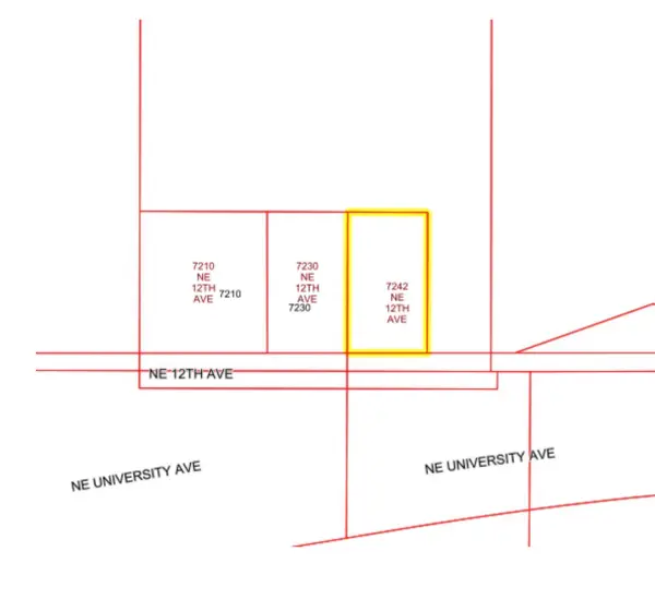 7242 NE 12th Avenue, Pleasant Hill, IA 50327