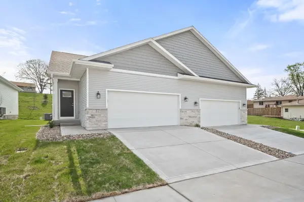 31 Keeneland Court, Pleasant Hill, IA 50327