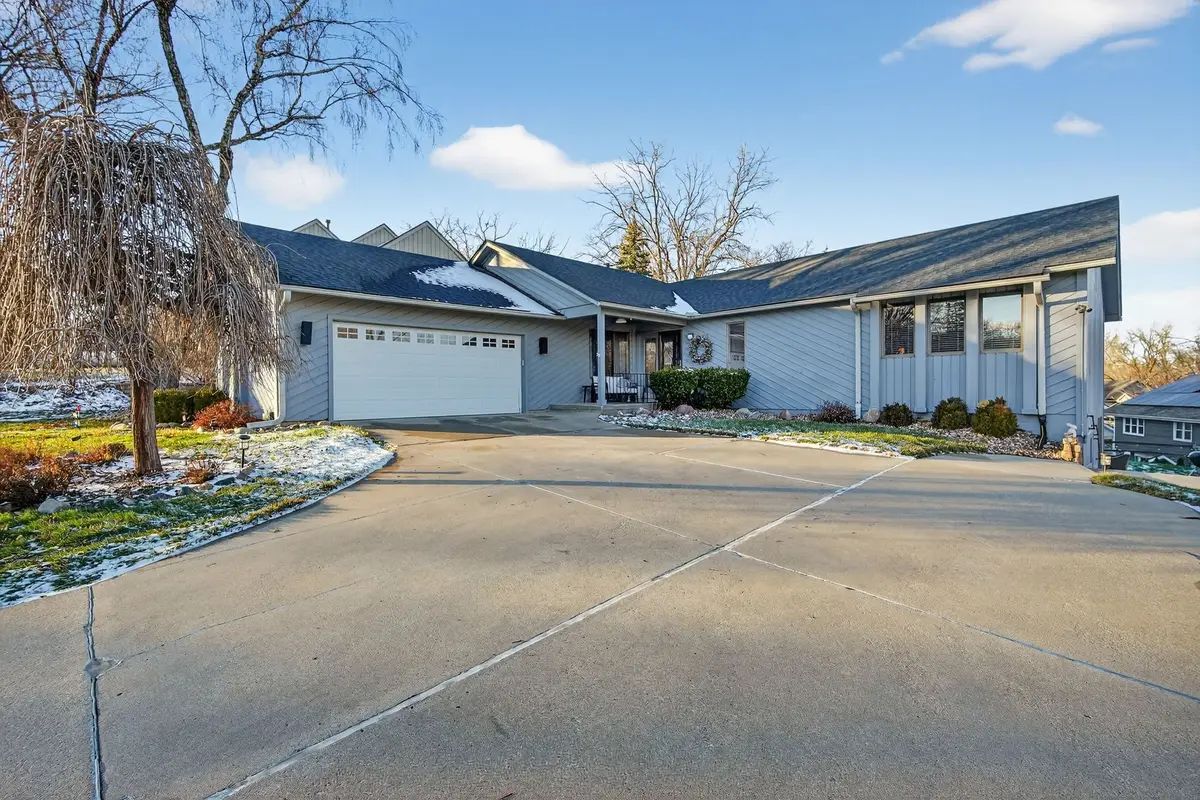 2907 Thornton Avenue, Des Moines, IA 50321 - Image #1