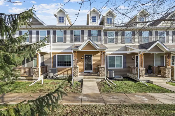 9165 Greenspire Drive #114, West Des Moines, IA 50266