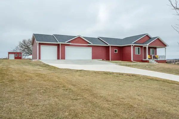 1462 SE 108th Street, Runnells, IA 50237